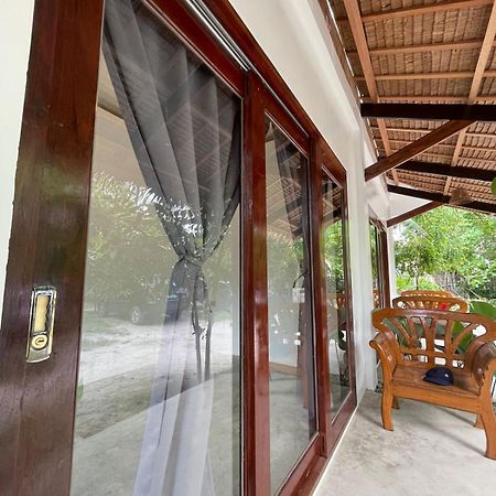 La Visita Hotel General Luna  Luaran gambar
