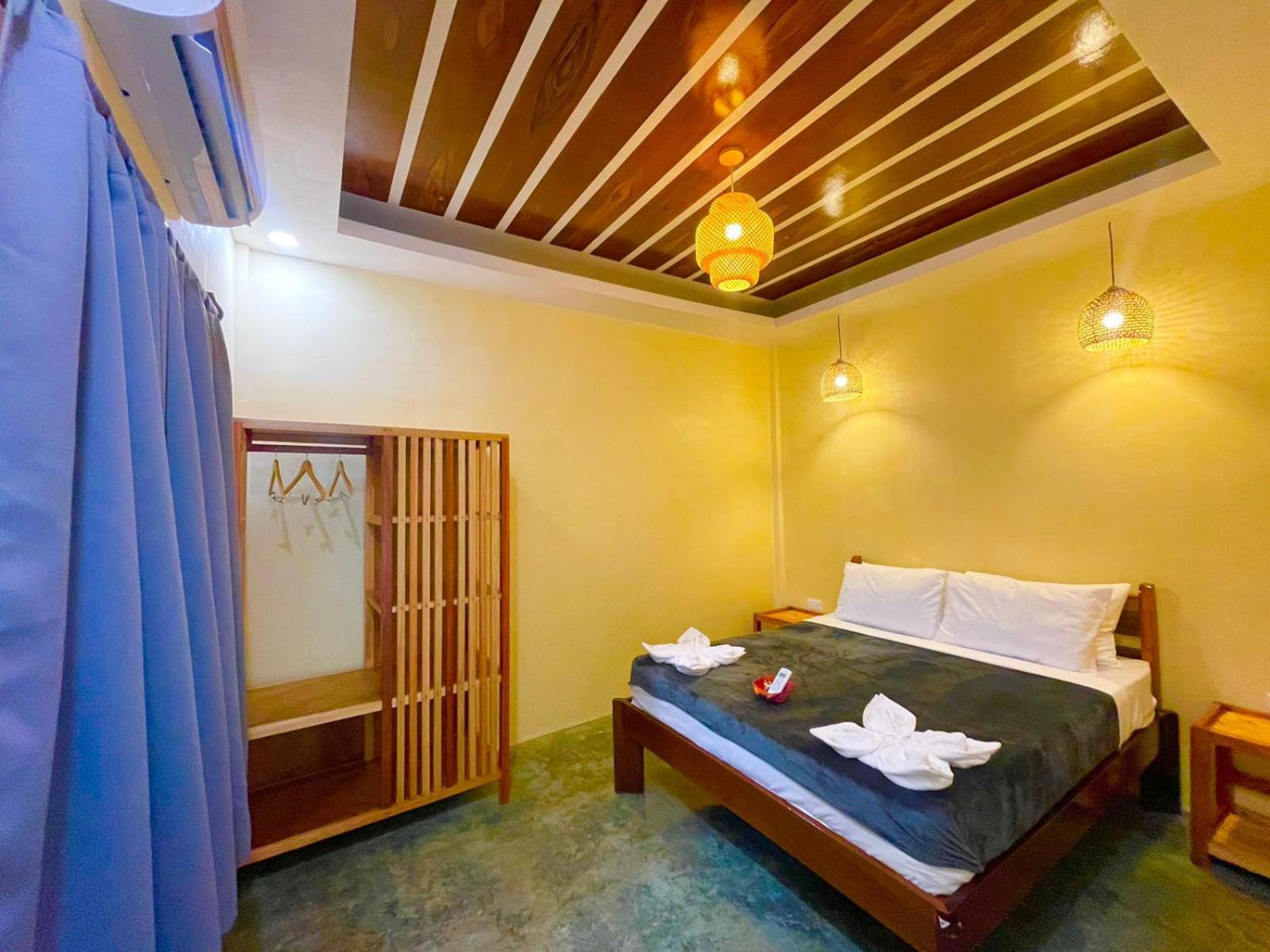 La Visita Hotel General Luna  Luaran gambar