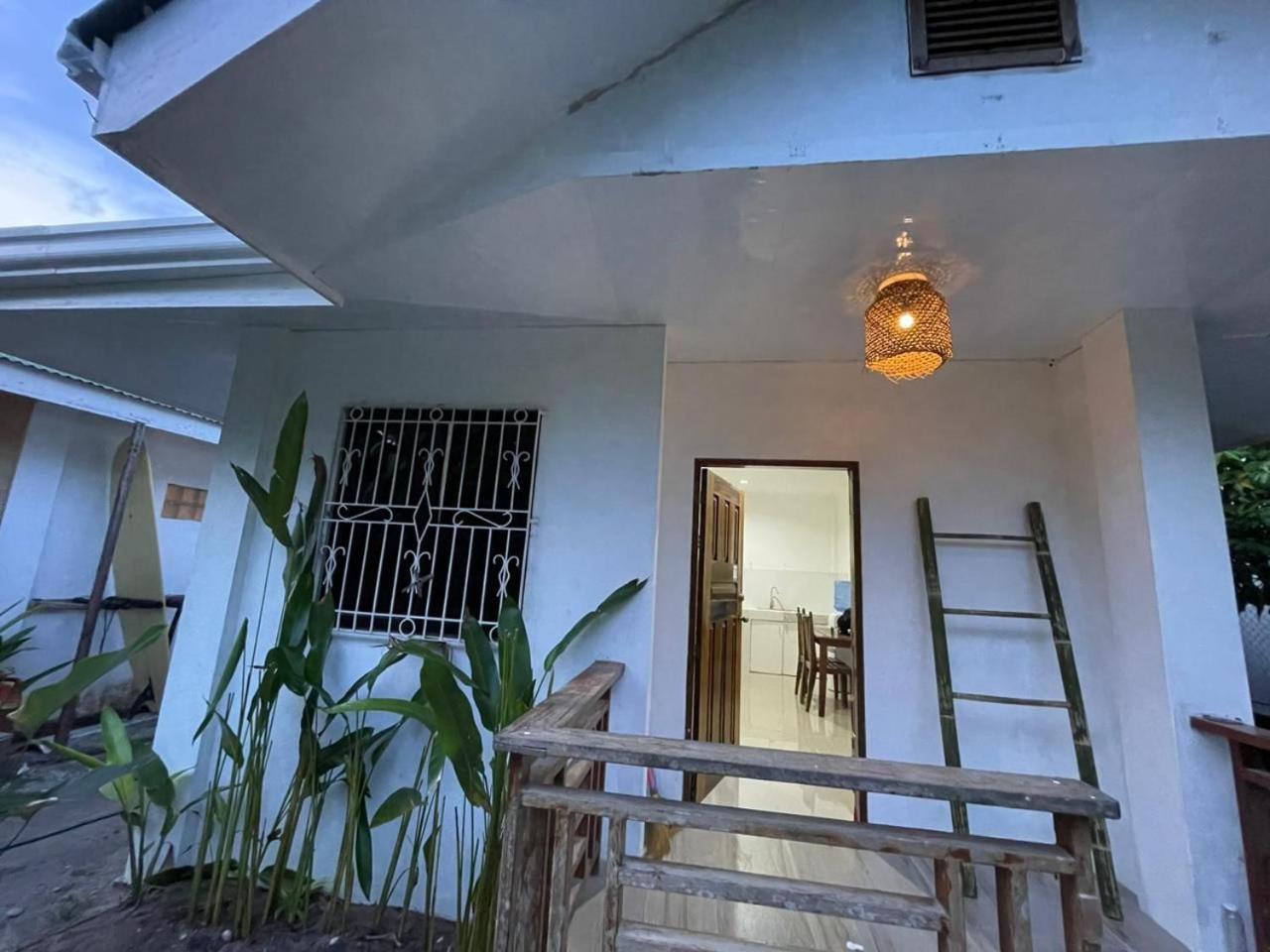 La Visita Hotel General Luna  Bilik gambar