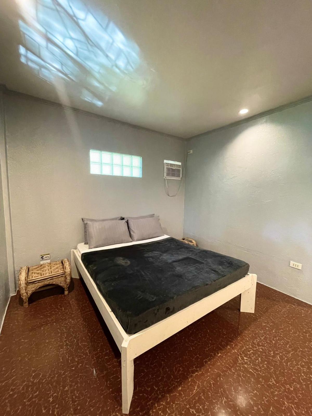 La Visita Hotel General Luna  Bilik gambar
