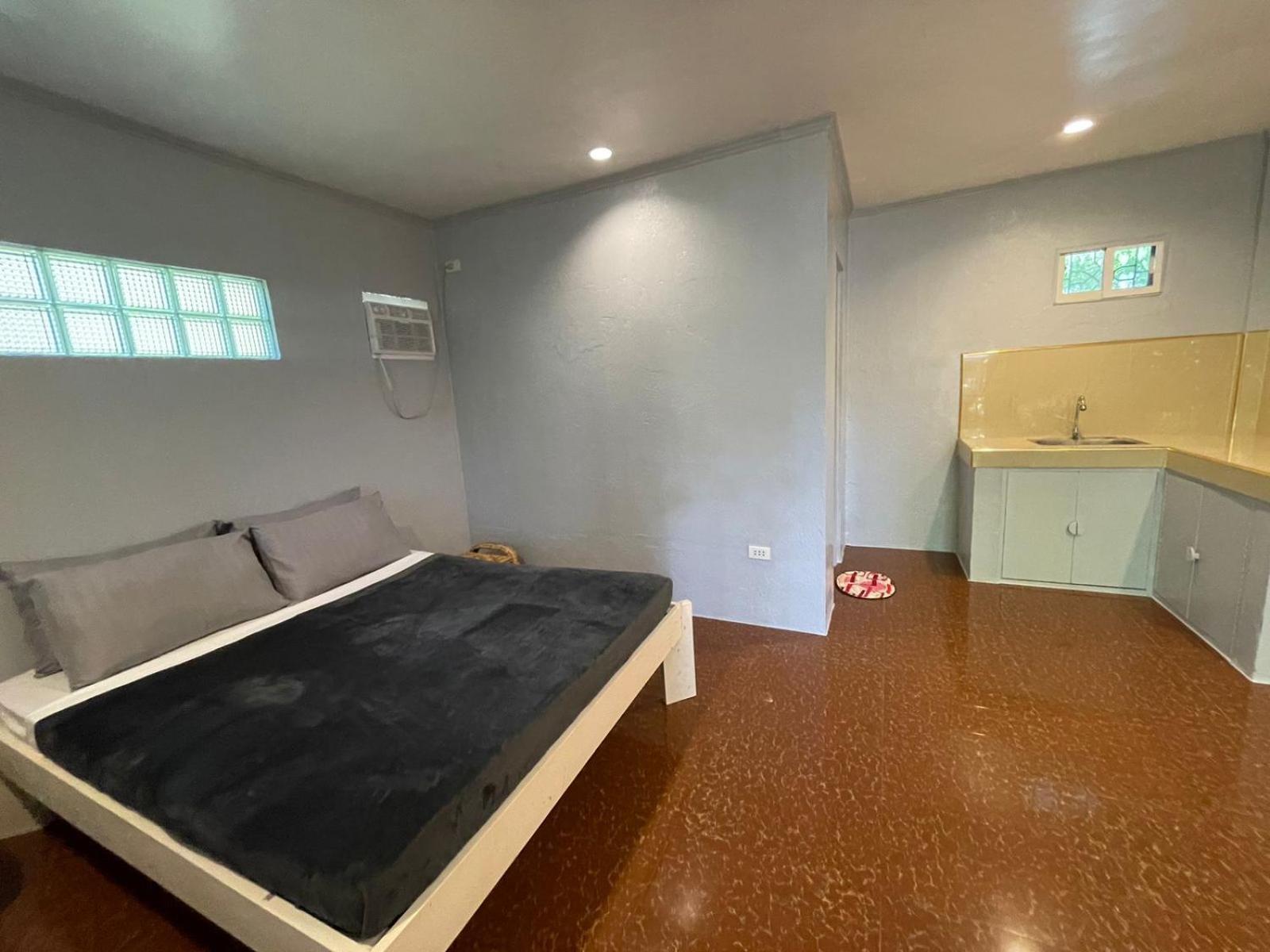La Visita Hotel General Luna  Bilik gambar